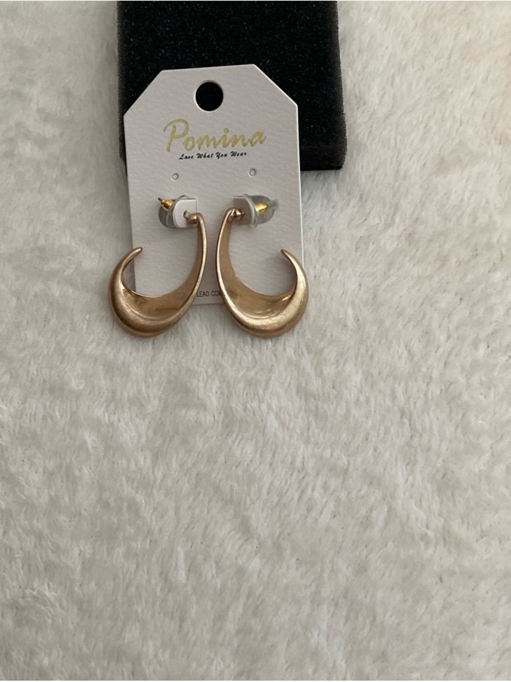 Pomina Gold Crescent Hoop Earrings for Women